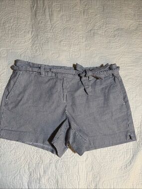 LOFT Navy and White Striped Belt Shorts Size 10